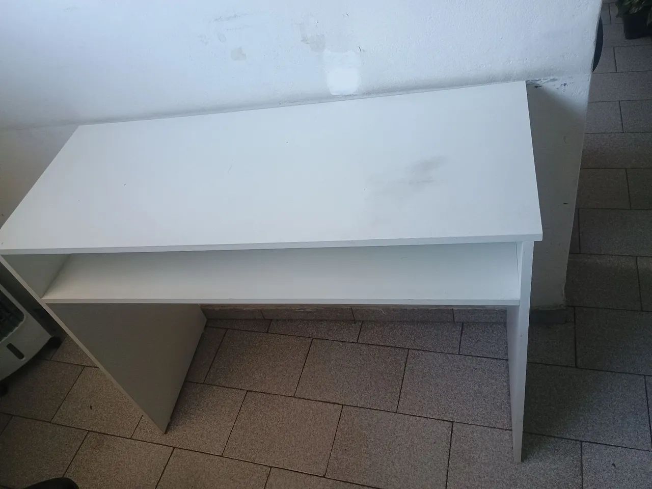 Mesa com gaveta muito uso - Foto 5
