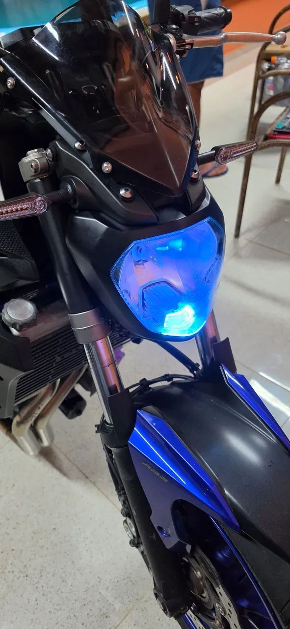 Yamaha  MT07 - 2017  - Foto 2