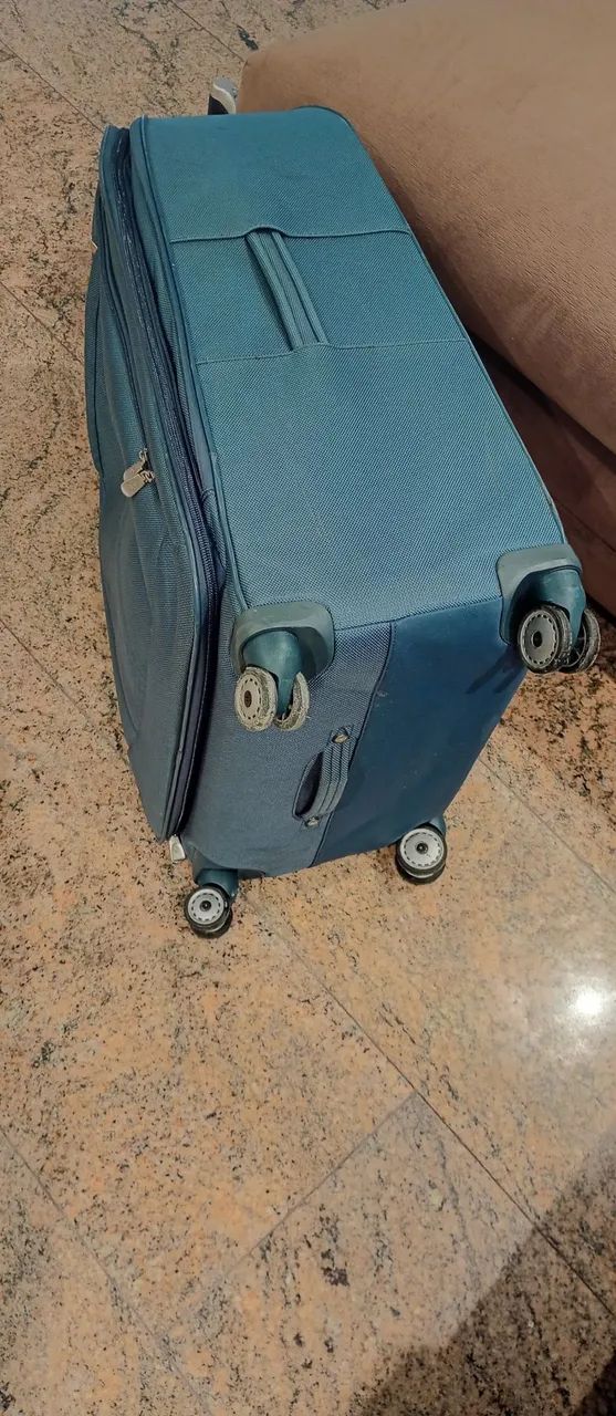 Mala de Viagem material de boa qualidade  - Foto 3
