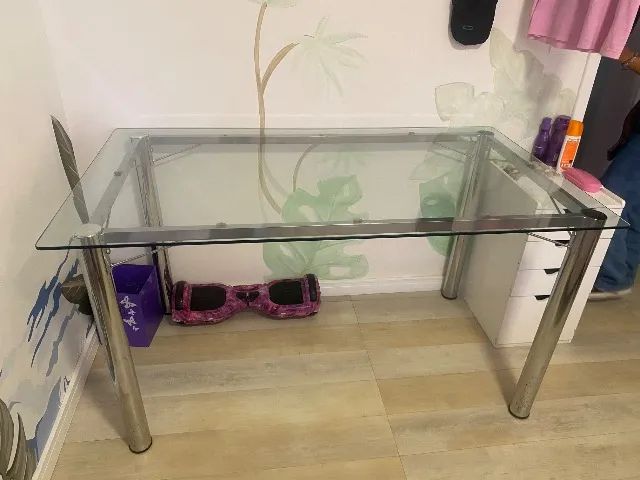 Mesa Retangular com Tampo de Vidro e Pés Cromados - Foto 3