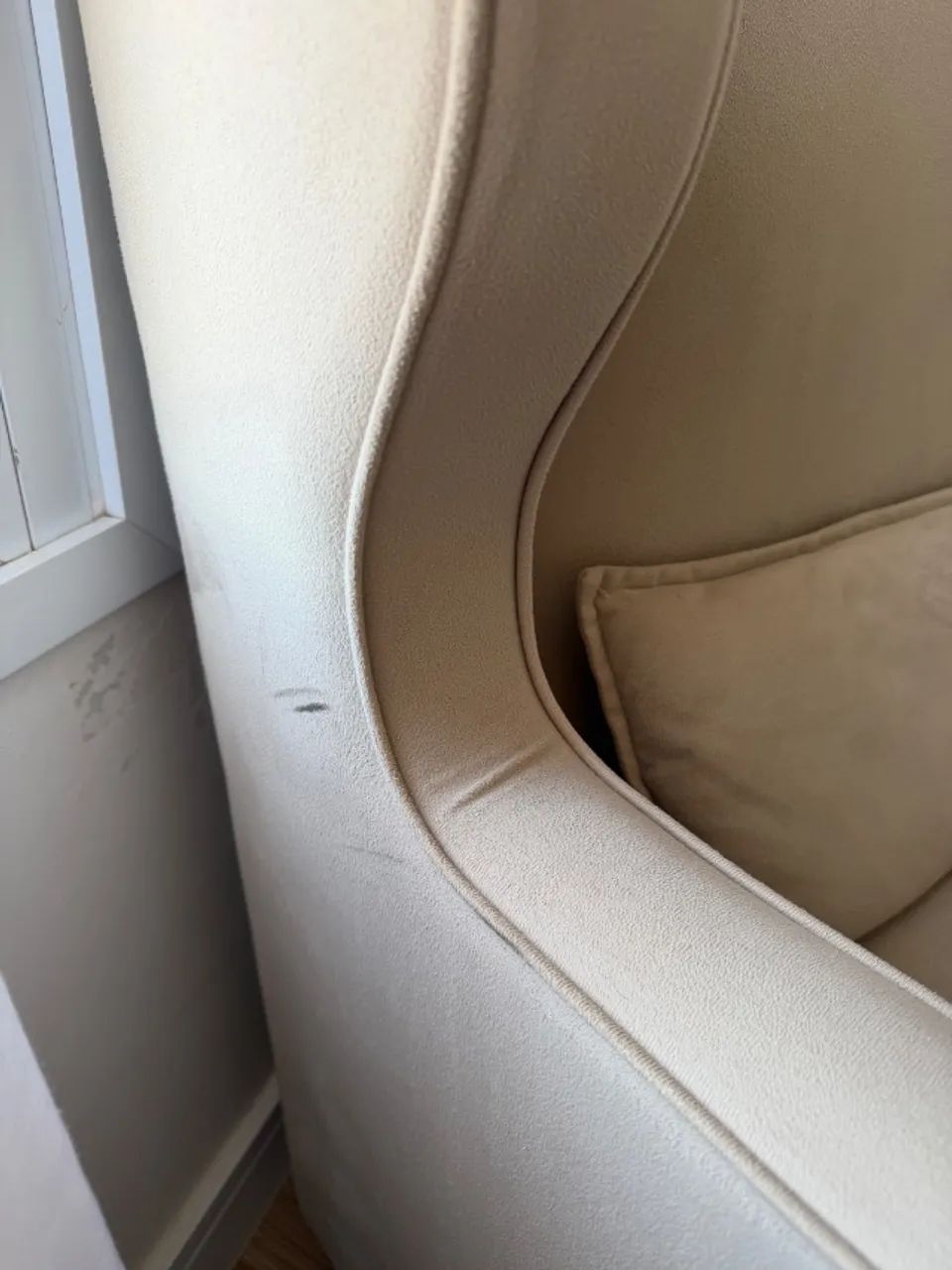 Poltrona de amamentação balanço suede bege  - Foto 4