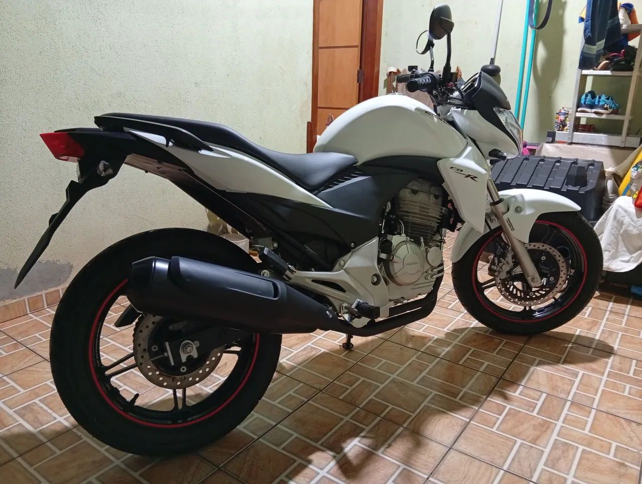 CB 300R  - Foto 3