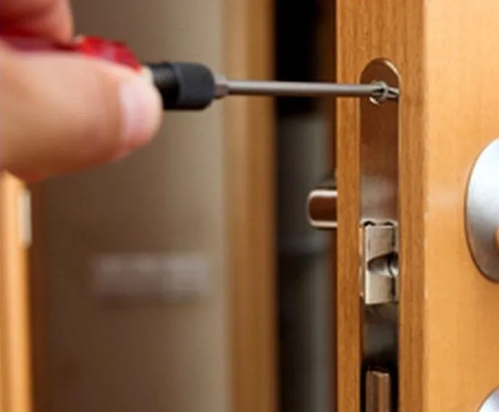 Assentamento de portas
