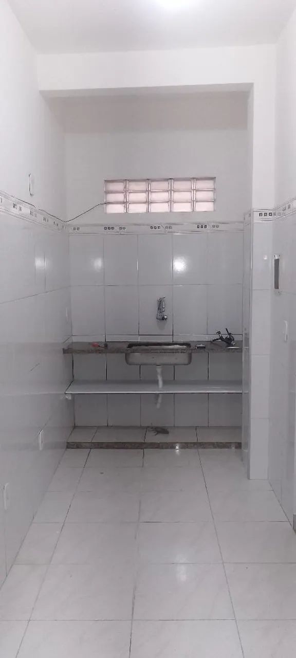 Kitnet, banheiro, quarto área de serviço e banheiro  - Foto 2