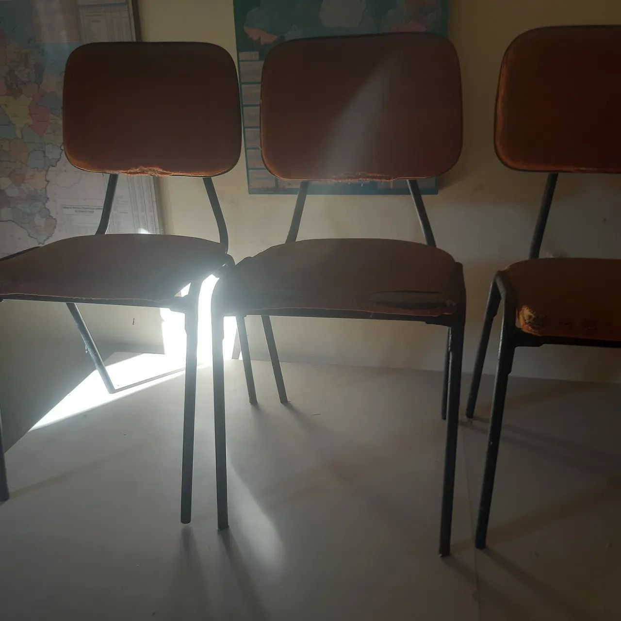 Mesa com 4 cadeiras - Foto 4
