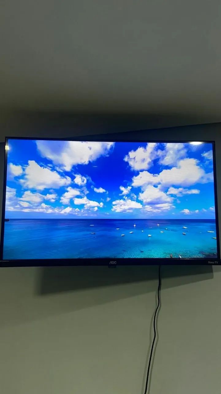 Vendo tv SMART AOC ROKU 32" TV EXCELENTE
