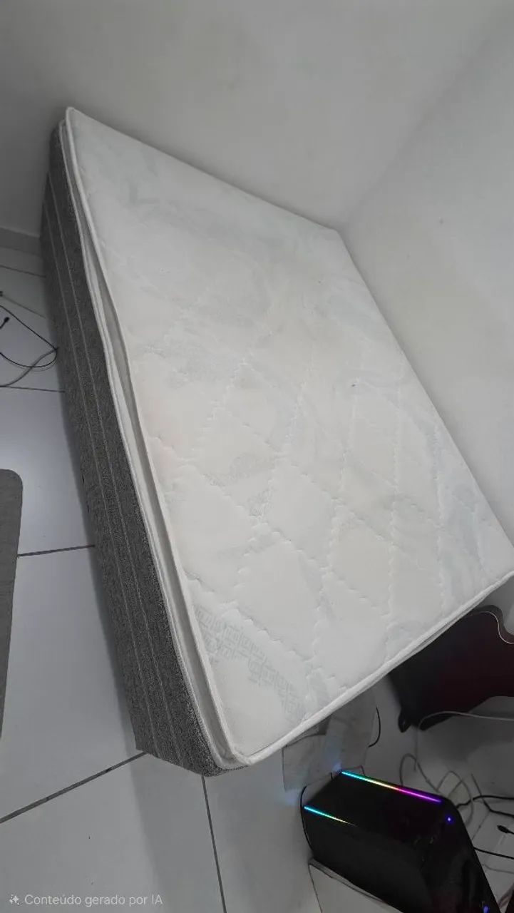 Cama de casal - semi nova 