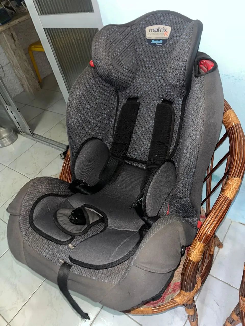 Cadeirinha Burigotto Matrix Evolution K 0a 25 kg - Completa - Foto 4