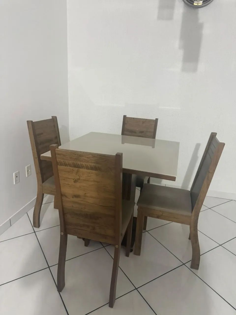 MESA 4 CADEIRAS - Foto 2