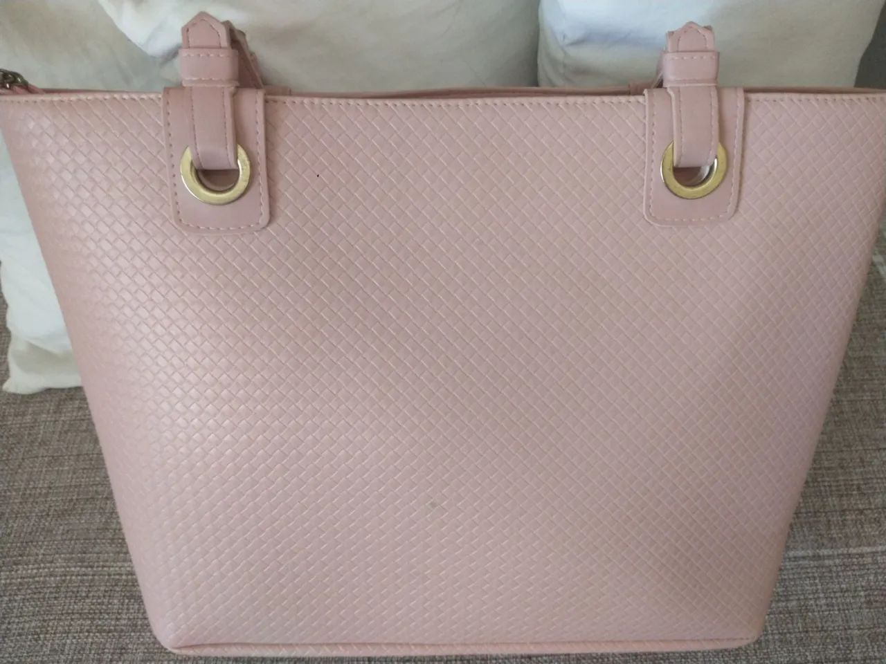 Desapego bolsa grande cor rosa 