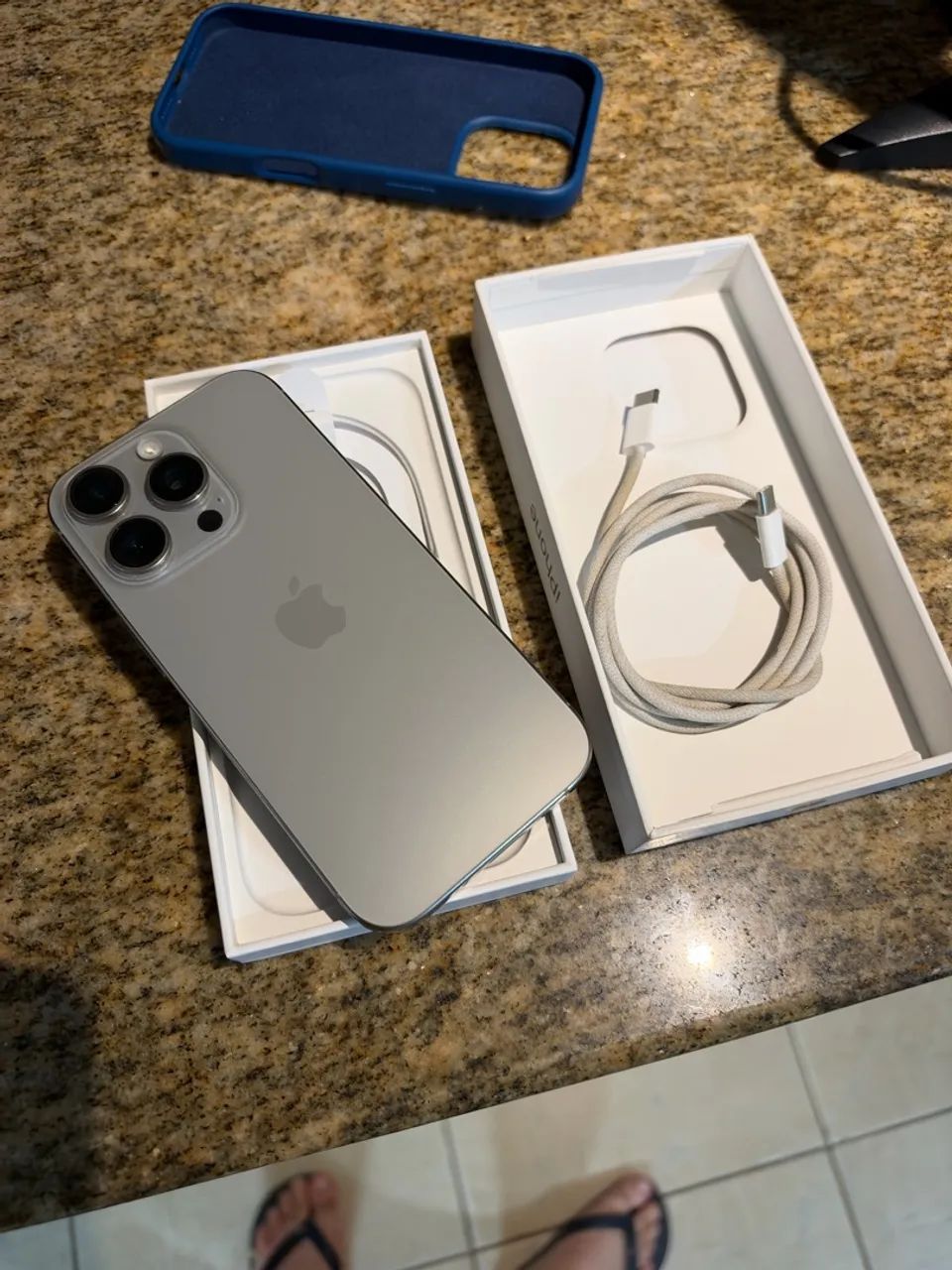 iPhone 16 Pro 128gb Titânio Natural Cinza