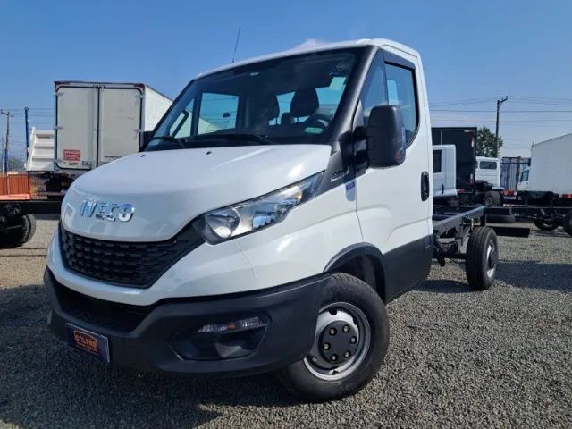Iveco Daily DAILY CHASSI 35-150 Curto 3.0 (Diesel) 2021