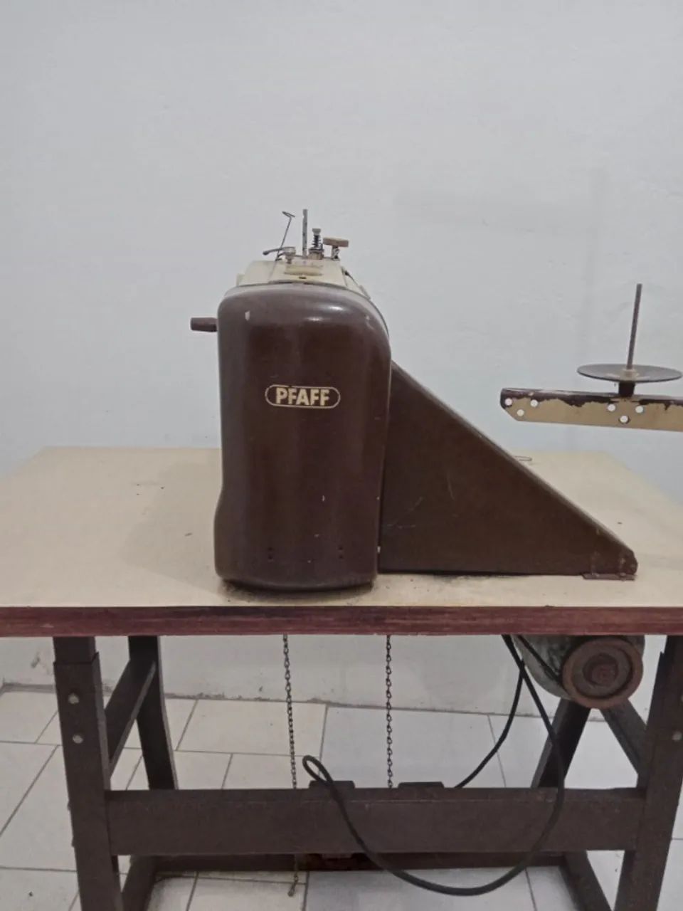 Caseadeira industrial Pfaff - Foto 2