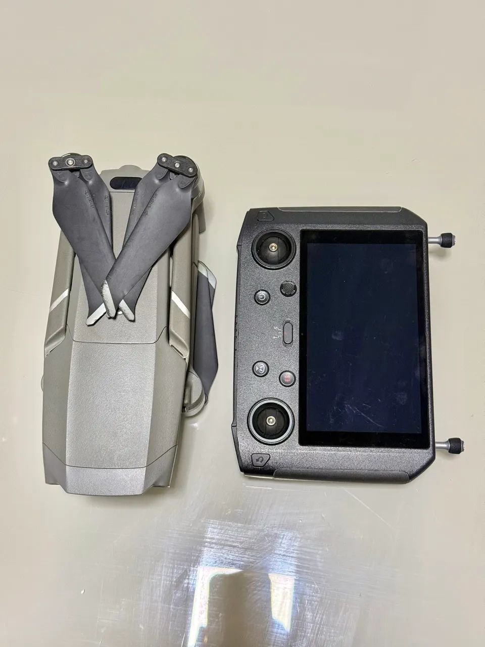 DRONE DJI MAVIC 2 PRO + SMART CONTROLLER COM TELA + CONTROLE ORIGINAL - Foto 2