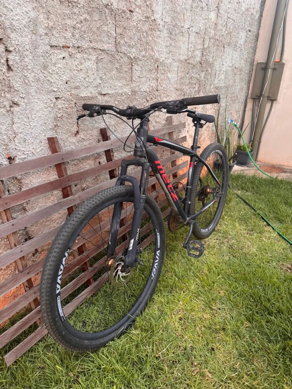 Vende-se bicicleta aro 29 - Foto 3