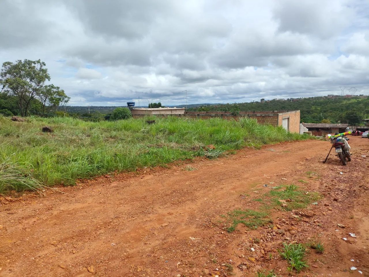Lote em Águas Lindas 