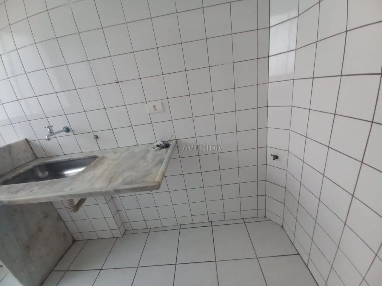 Apartamento para Locação no Edifício Lancaster em Londrina-Pr - Foto 4