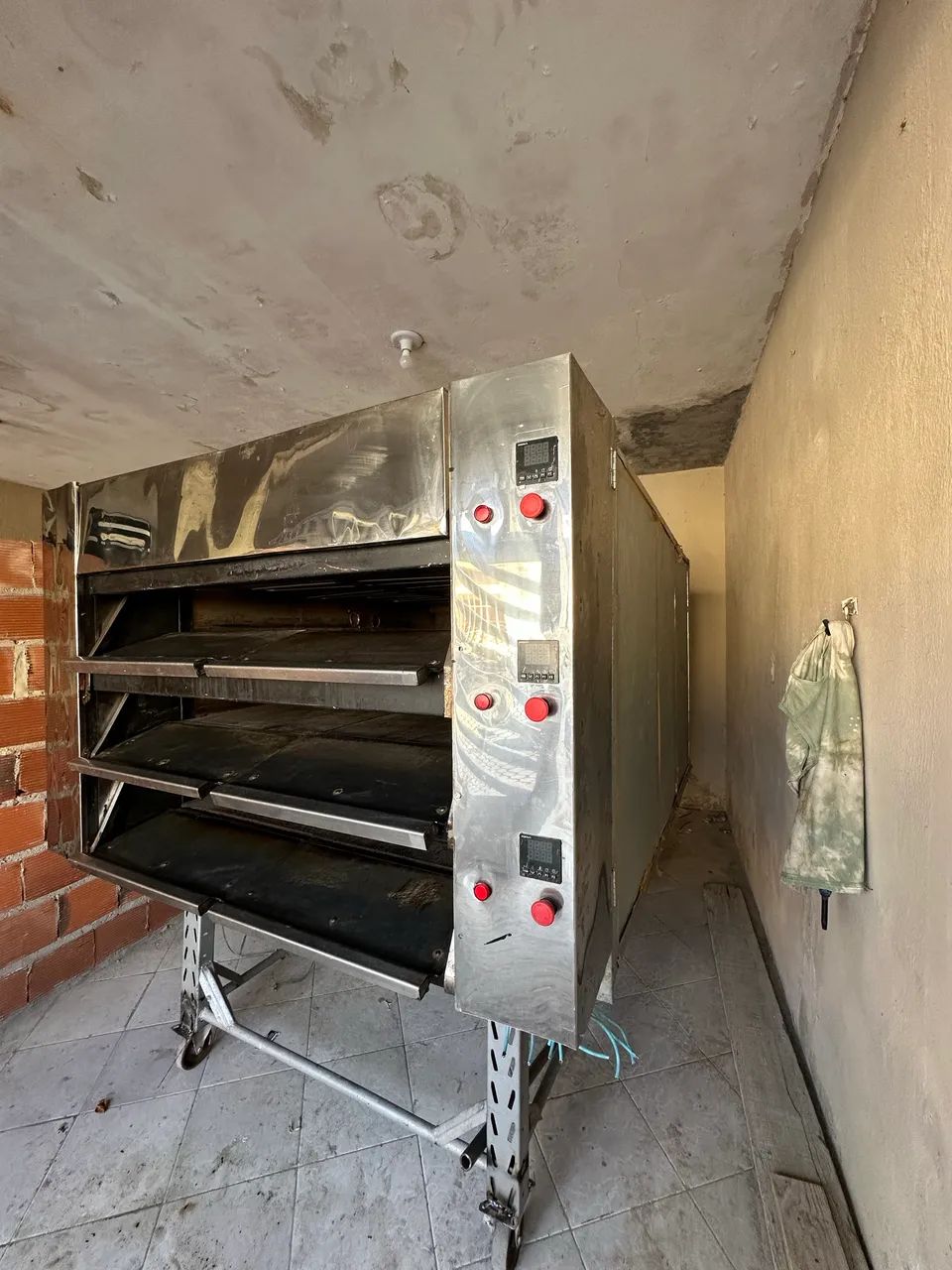 Forno de Lastro Elétrico