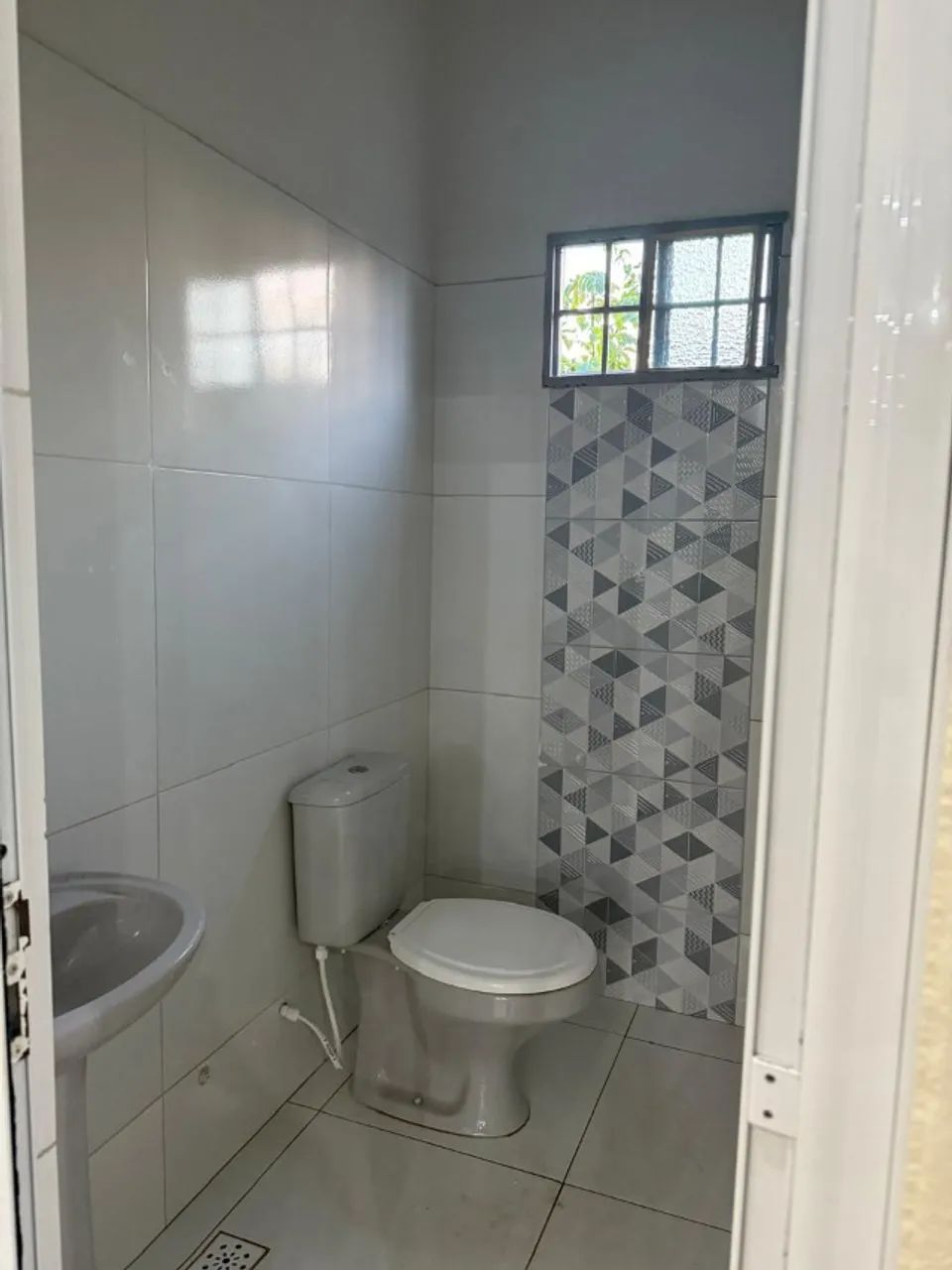 Alugo Ponto Comercial. AV São Sebastião, 323  com 386 m². Garagem pra caminhão e estaciona - Foto 5