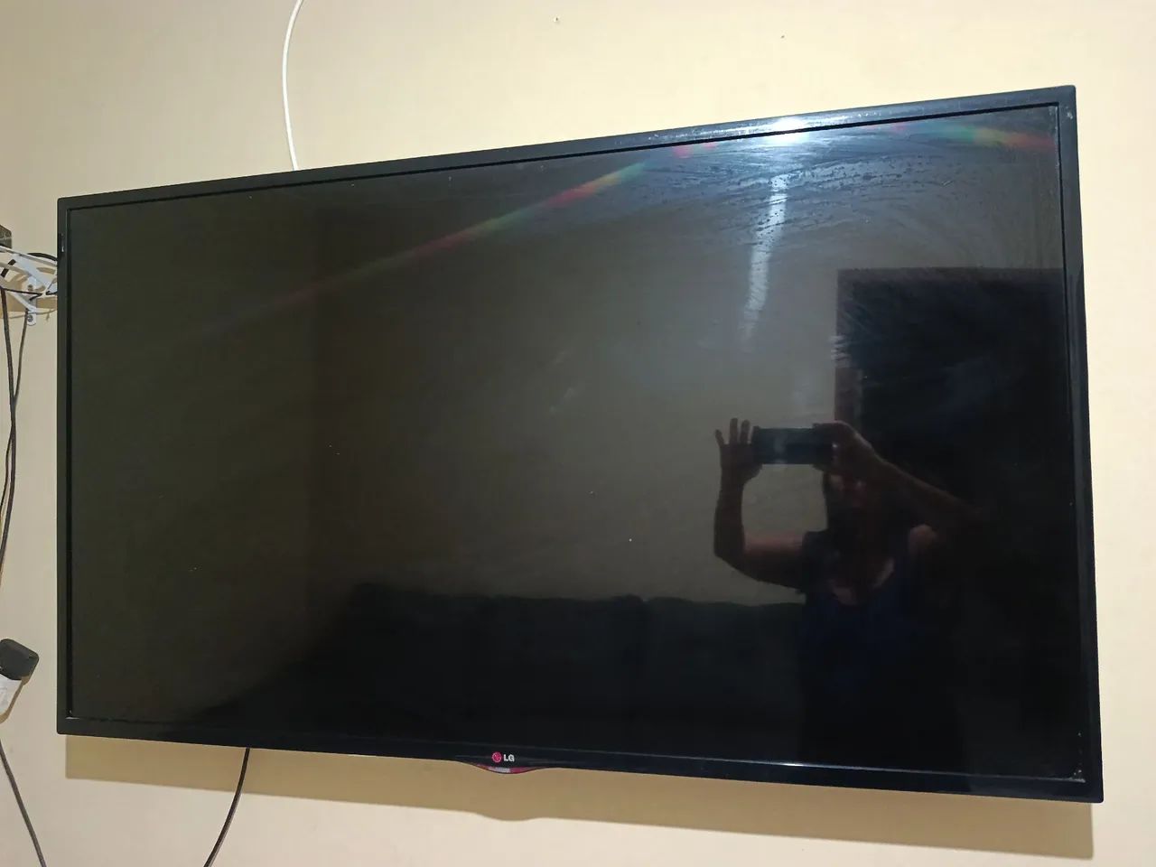 Vendo tv LG com defeito 
