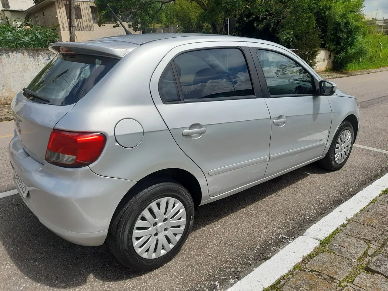 Volkswagen Gol Gol (novo) 1.0 Mi Total Flex 8V 4p 2013