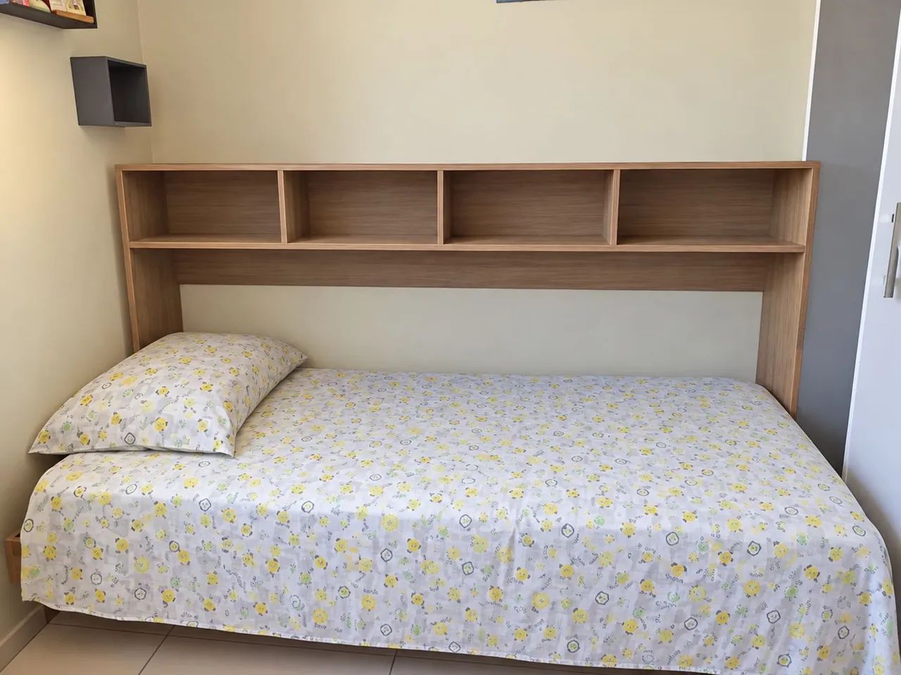 Cama de solteiro 