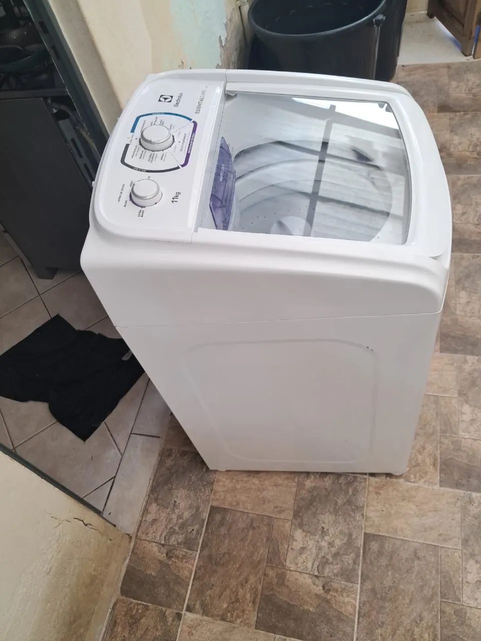 Lava Roupas Electrolux 11kg - Foto 5