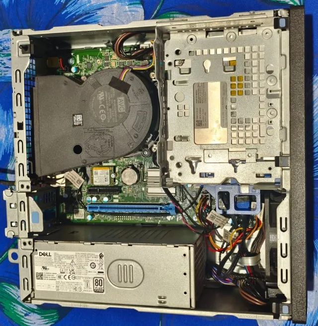 Desktop Dell Intel Core i7-13700, 32GB, 512GB SSD, W11 Pro - Foto 5