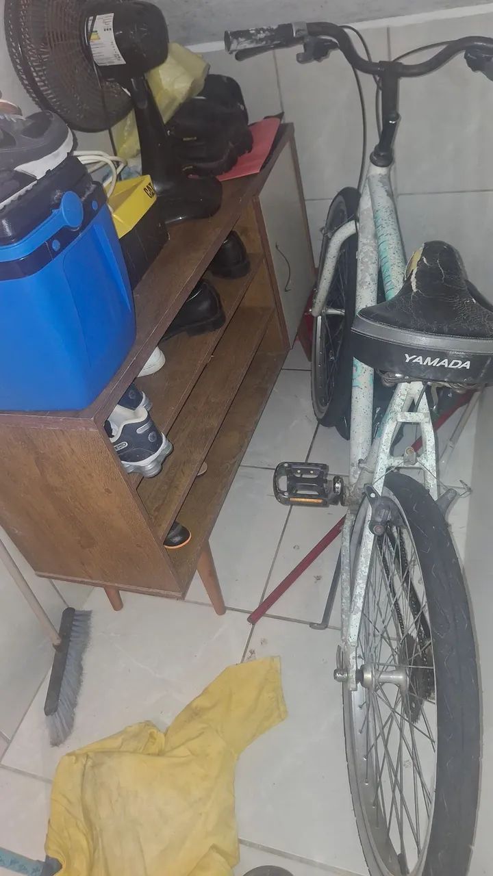 Vende-se bicicleta e rack 