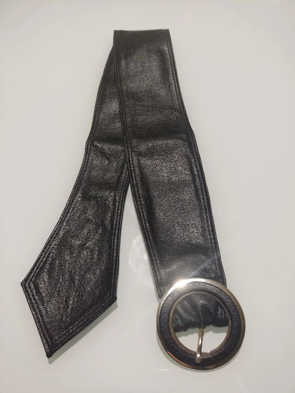 Cinto feminino preto com fivela redonda  - Foto 3