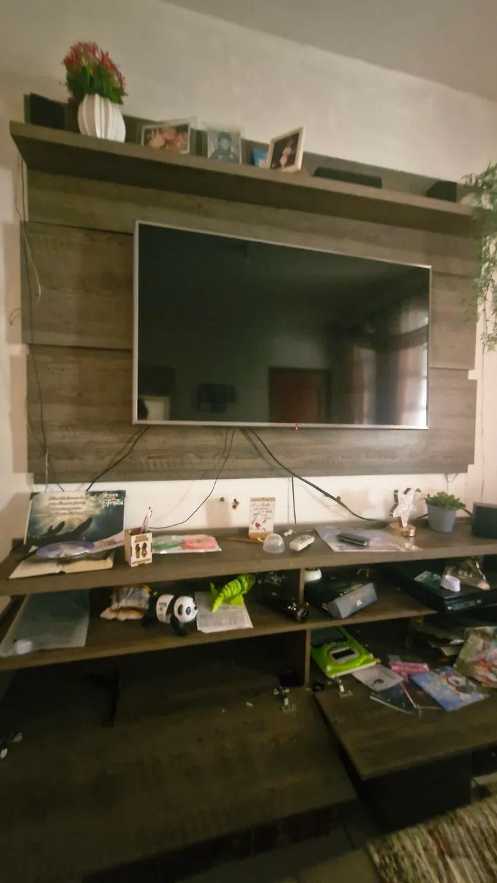 Rack de TV e objetos  - Foto 4