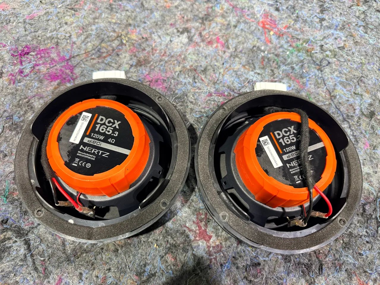 Alto Falante Hertz Dcx 165.3 6 Polegadas 120w Rms Dcx165.3 Cor Preto - Foto 2
