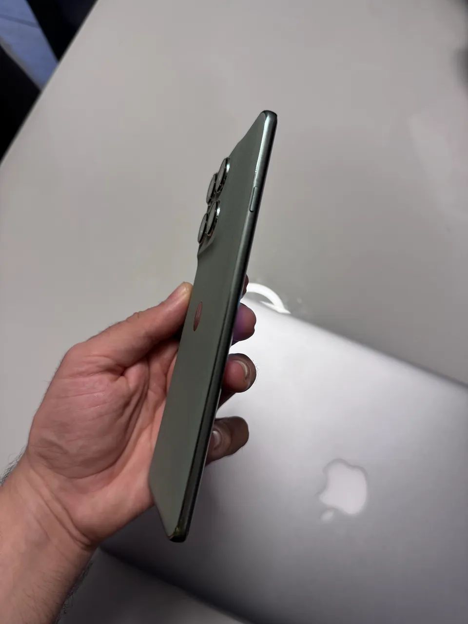 Vendo Celular Moto Edge 60 PRO, 5g, 512gb, 16ram  - Foto 4