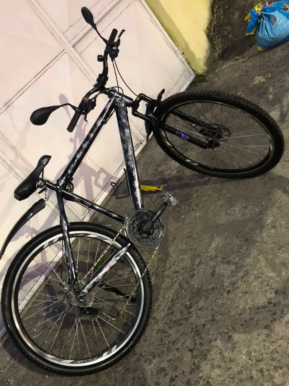 Bicicleta aro 29 zera, com acessórios - Foto 2