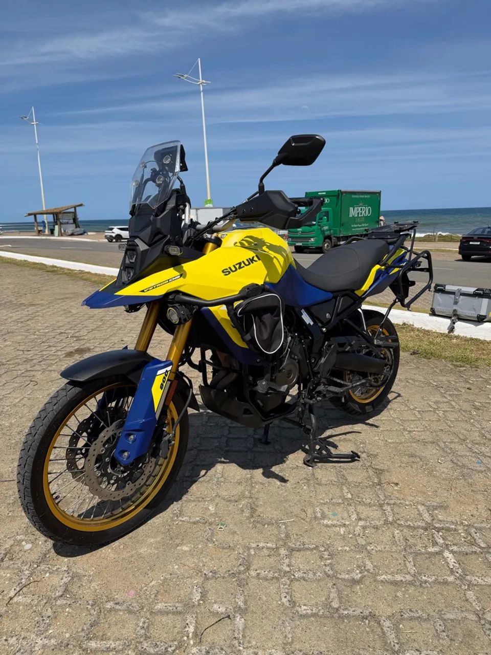 V Strom 800  - Foto 2