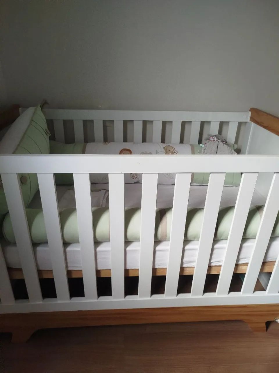 Berço que Vira Cama + Colchão - Foto 5