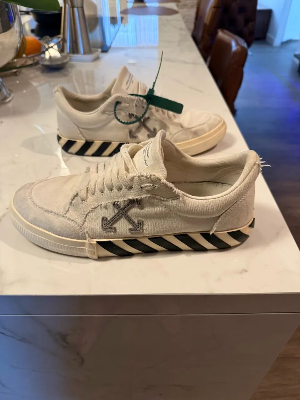 OFF-WHITE VULCANIZED LOW