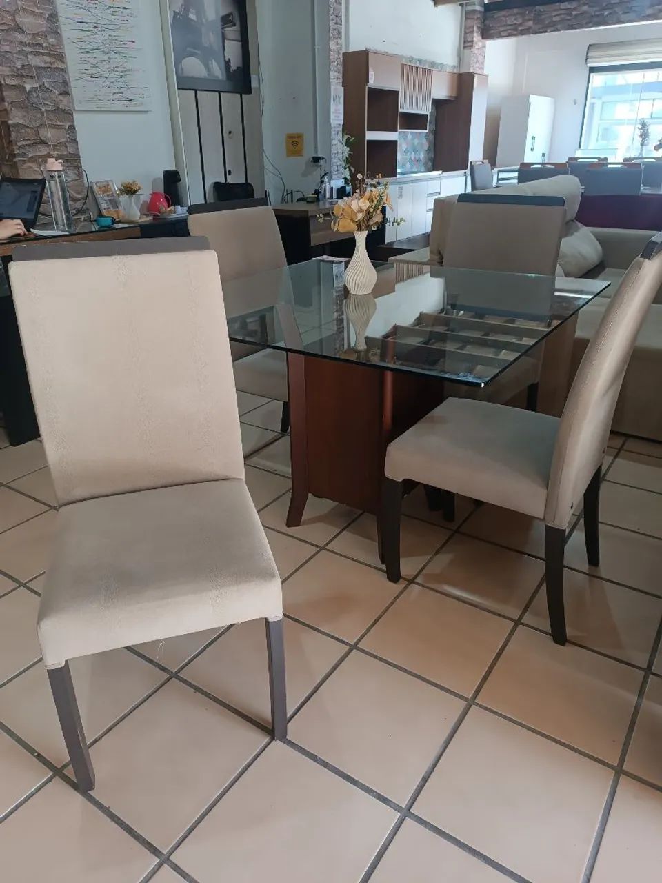 Mesa de Jantar com 4 Cadeiras  - Foto 3