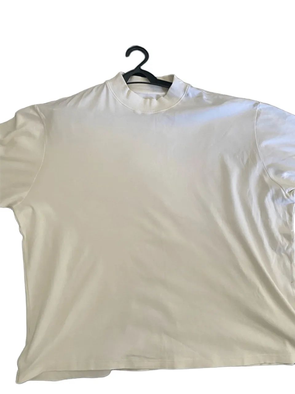 Camisa branca gola alta  - Foto 3