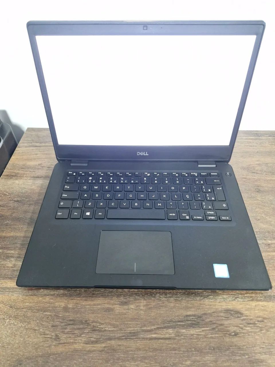 Dell 3400 - i5 - 16GB RAM - SSD 256