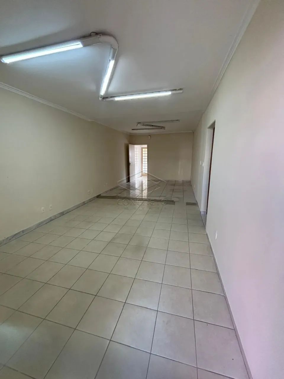 Ótima casa em esquina COMERCIAL, ampla e localização PRIVILEGIADA!!! - Foto 4