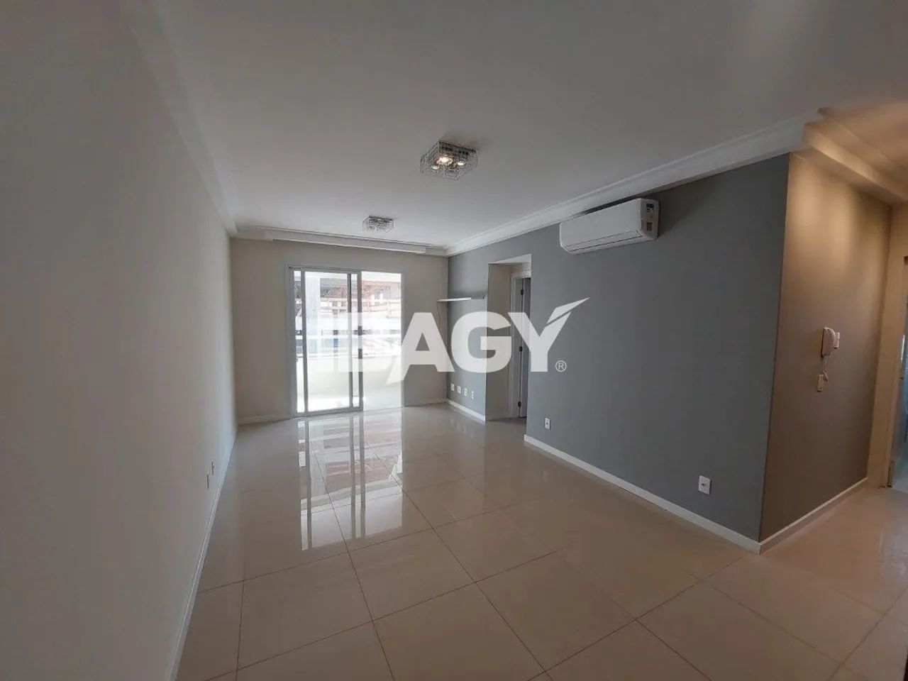 Excelente Apartamento 3 dormitório(s) em Abraão - Florianópolis - Foto 2