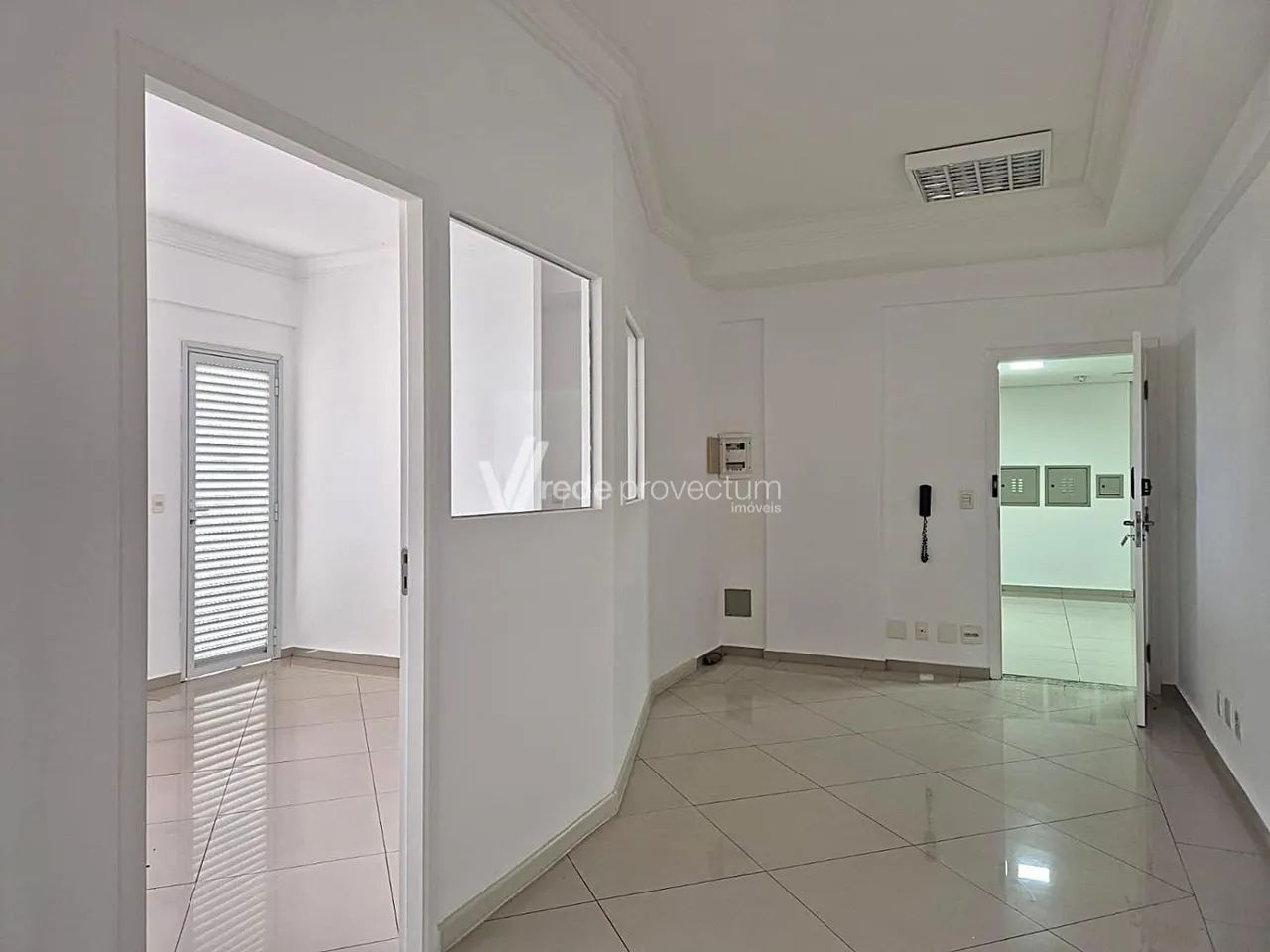 ALUGA-SE SALA COMERCIAL NO JD. GUANABARA - Foto 3