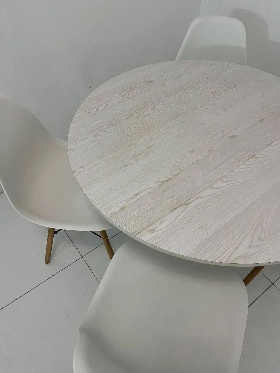 Mesa em ótimo  estado  de conservação  - Foto 2