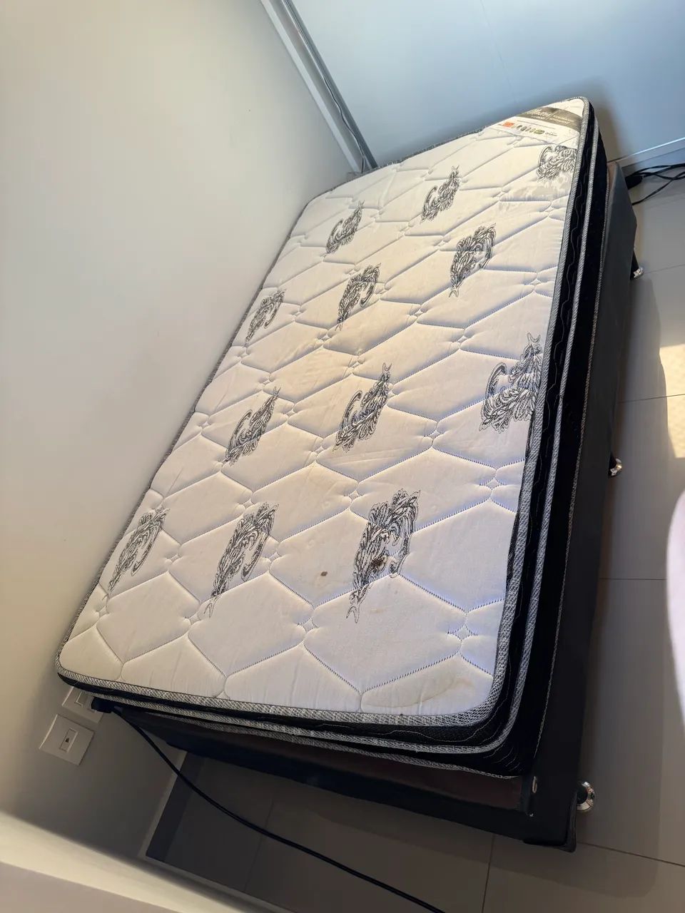 Cama Box Solteirão Ortobom com Colchão de Molas Ensacadas - Foto 2