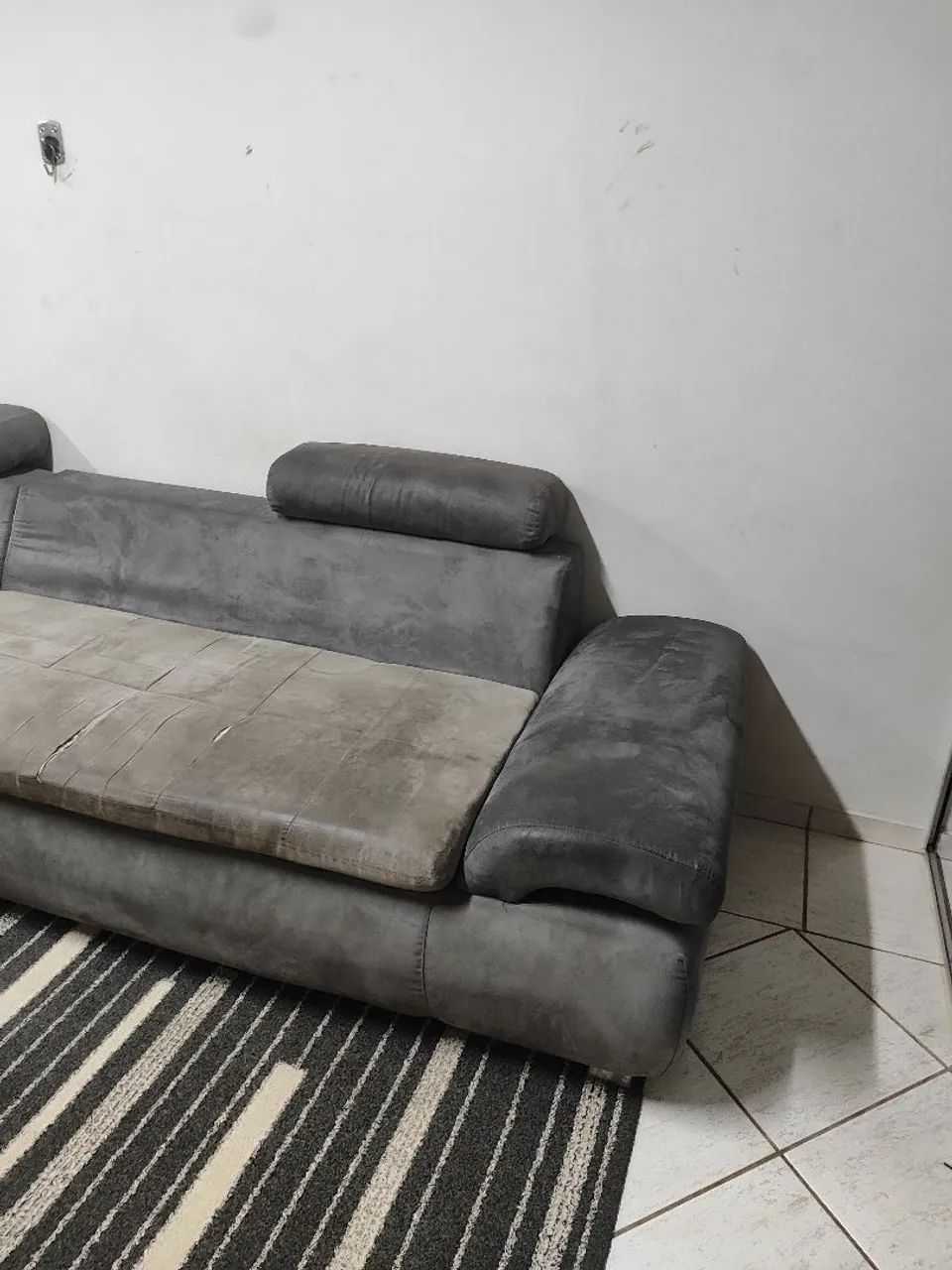 Sofá grande em L, Tecido Suede, cor cinza - 3,90 x 2,2m - Foto 5