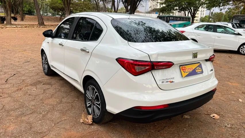 Fiat Cronos Precision 1.8 16V Flex Aut. 2019 - Foto 4