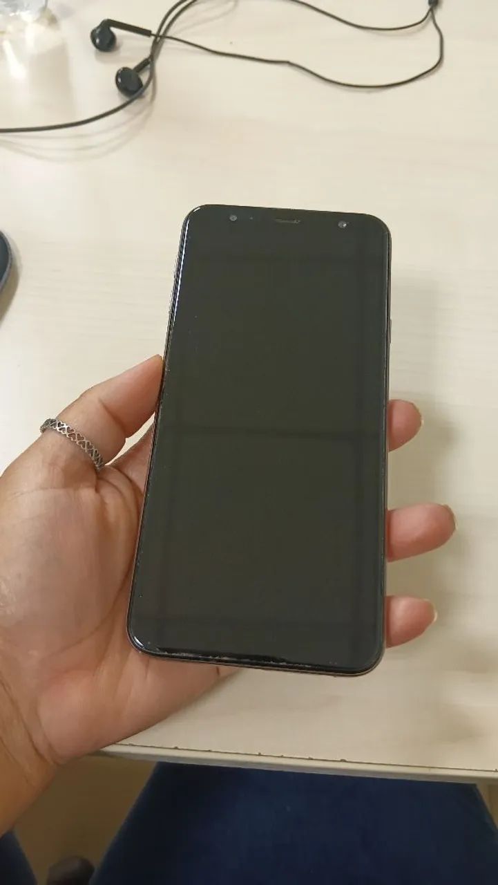 Samsung Galaxy J4+ - Foto 3