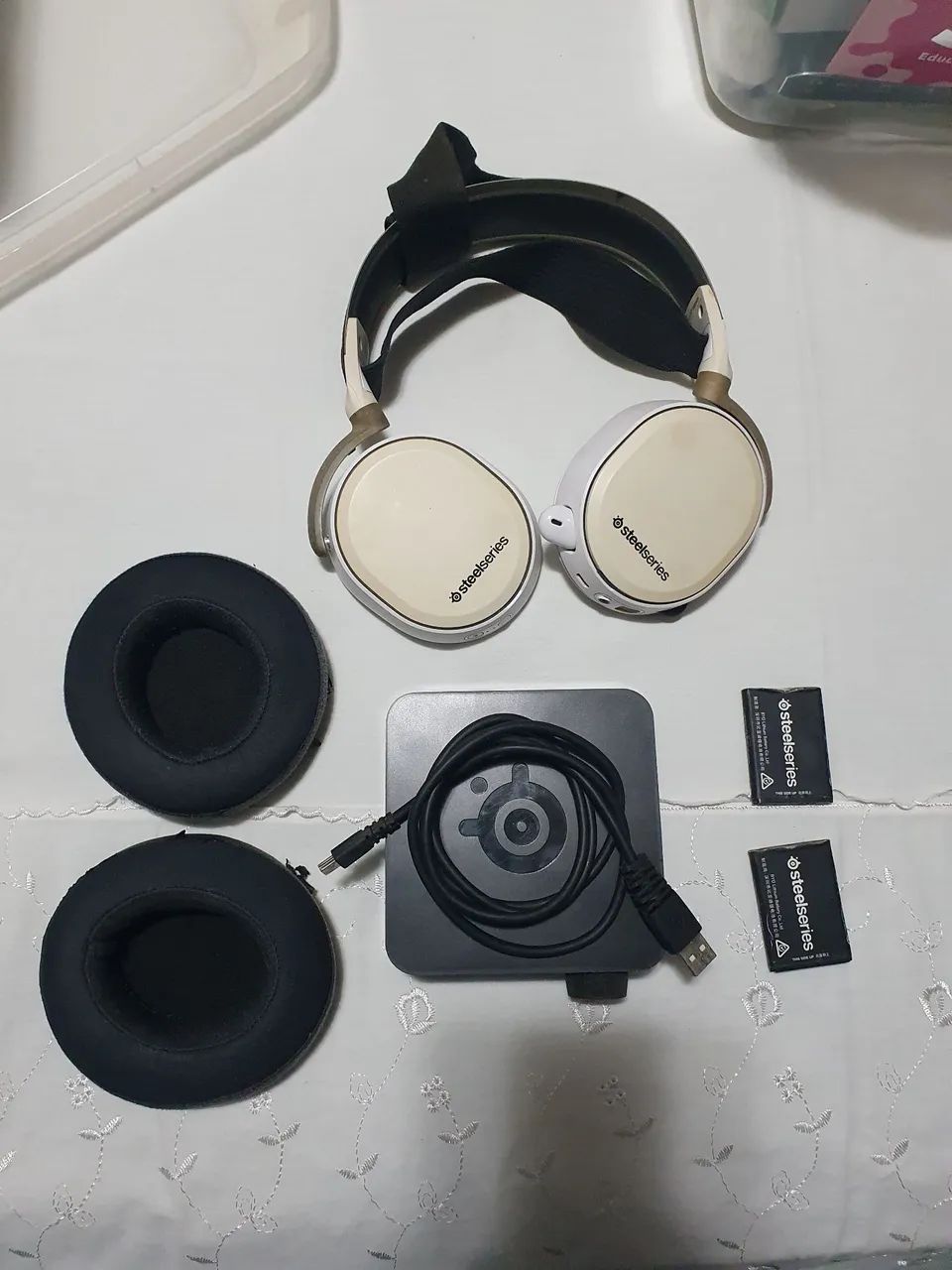 Steelseries Artic's Pro Wireless 