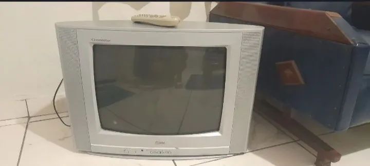 TV Cinemaster 20 polegadas funcionando perfeitamente  - Foto 3